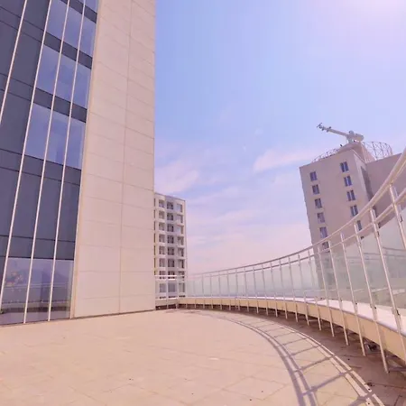 Apartment 33rd Floor Luxury & Fitness